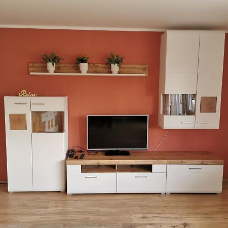 Gemuetliche 90 Qm Wohnung In Saarburg, Zentral Gelegen, Garten Mit Aussicht, Separater Eingang Zewnętrze zdjęcie