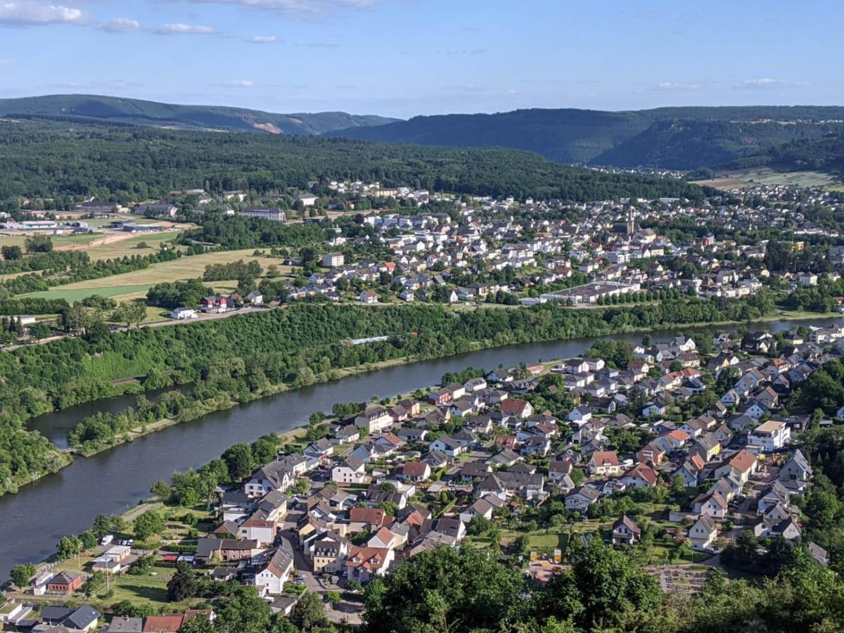 Gemuetliche 90 Qm Wohnung In Saarburg, Zentral Gelegen, Garten Mit Aussicht, Separater Eingang Zewnętrze zdjęcie