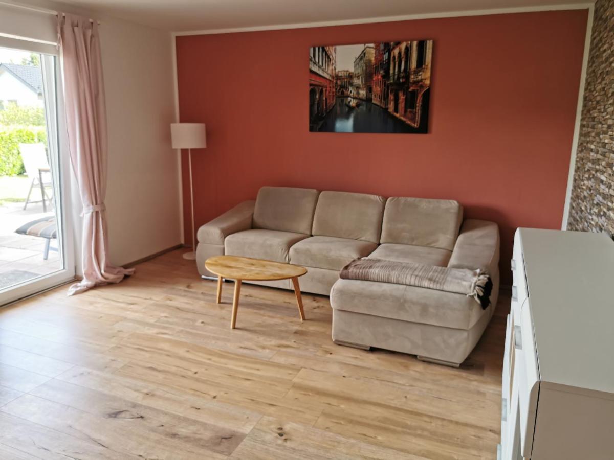 Gemuetliche 90 Qm Wohnung In Saarburg, Zentral Gelegen, Garten Mit Aussicht, Separater Eingang Zewnętrze zdjęcie