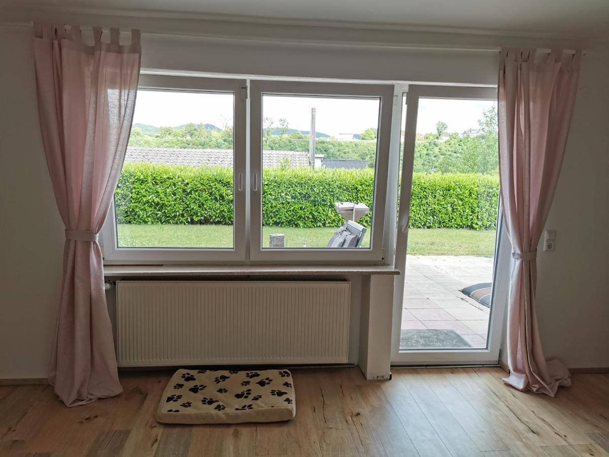 Gemuetliche 90 Qm Wohnung In Saarburg, Zentral Gelegen, Garten Mit Aussicht, Separater Eingang Zewnętrze zdjęcie